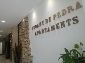 Gegant De Pedra Apartaments