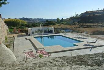 Cuevas Al Sol