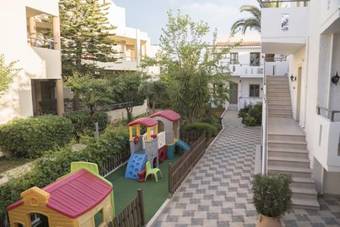 Flamingos Hotel Apartments