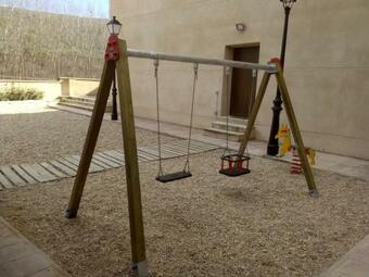 Alameda I Con Chimenea Sal�n Y Barbacoa Patio