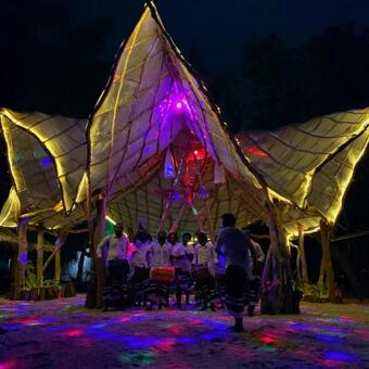 Hotel Thari Fushi Maldives - Daily Maldivian Adventures Included