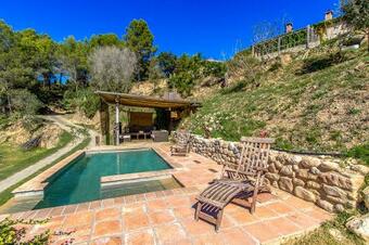 Catalunya Casas: Enchanting Villa La Isla Verde On The Outskirts Of Barcelona