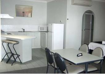 Moby Dick Waterfront Motel