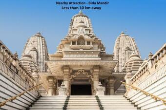 Oyo 72029 Dolphin Dhaba & Hotel