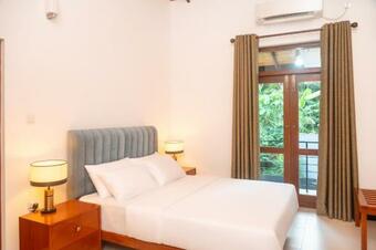Villa Country Inn (10 Minutes From Hikkaduwa)