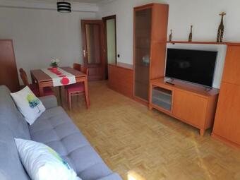 Amplio Apartamento Con Todas Las Comodidades En Oviedo
