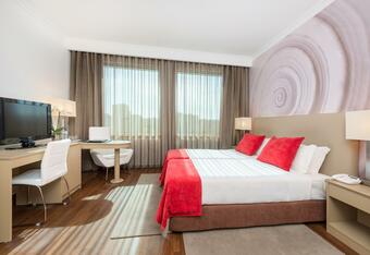 Melia Lisboa Oriente Hotel