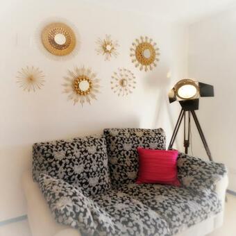 La Casina De Micaela