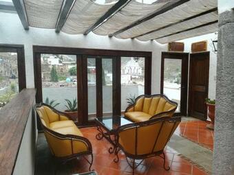 Hotel El Palacio Del Gambusino