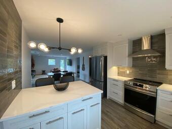 Feonho - Modern 2-bedroom Central Apartment