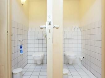 Lovely Farmhouse In Baexem Near Forest