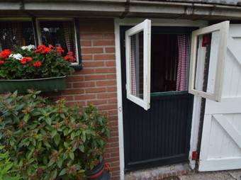 Cozy Holiday Home In Bergen Op Zoom With Garden