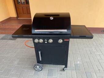 Hostal Penzion Tr�dler