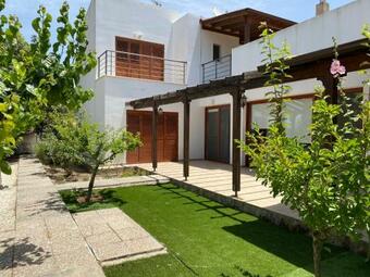 Demelida Villa