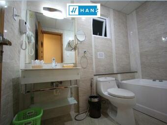 Hanz Hotel Happy 7 Ly Thai To