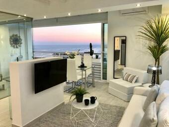 Loft Del Mar - Charming Luxury Apartment At La Roca
