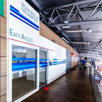 Resting Pods - Zzzleepandgo Modlin Airport Wmi