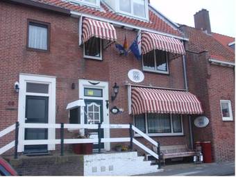 Hostal Pension Sixtysix