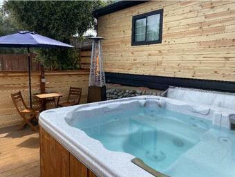 Hostal Shilohs Space