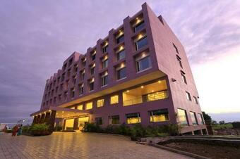 Hotel Nandan Kanan By M Square