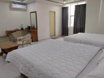 S R Arcade Inn Hotel