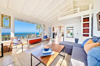 Cardiff Beach Cottage