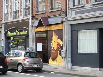 Hostal Les Voisins De Mr Sax