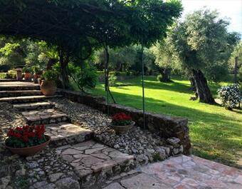 Villa Triklino Estate