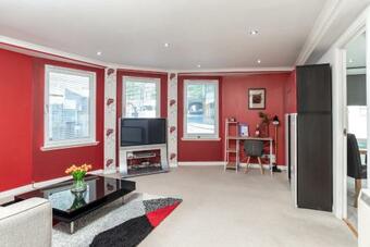 Apartamento Historic Location, Private Parking, Ground Floor Luxury Flat