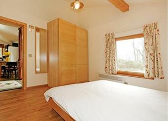 Ballyhoura Mountain Luxury Holiday Lodge No 13