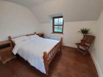 Bed & Breakfast Cle-andra Bay Lodge