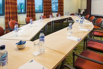 Hotel Express By Holiday Inn Dunfermline