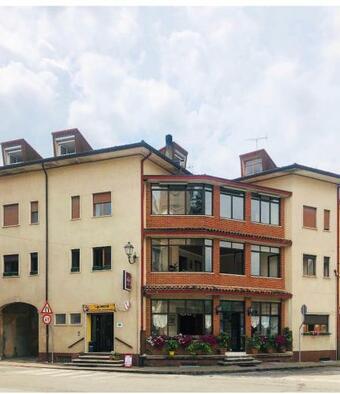 Hostal Caff� Martini