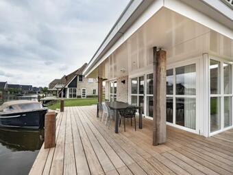 Luxury Villa With A Sauna, At The Tjeukemeer