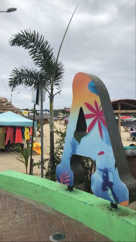 Tony�s Home Ayangue