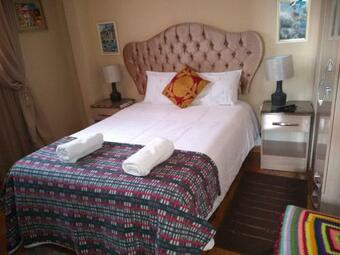 Hospedaje Ba�os Del Inca