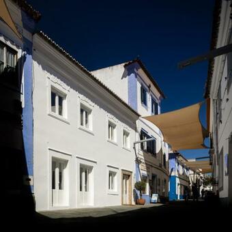 Hostal Casas Caiadas | Open House