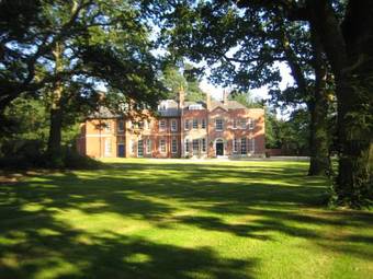 Hotel Woodhall Spa Manor - Stylish Secret Escape