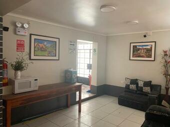 Hostal Hospedaje Hermanos Camacho