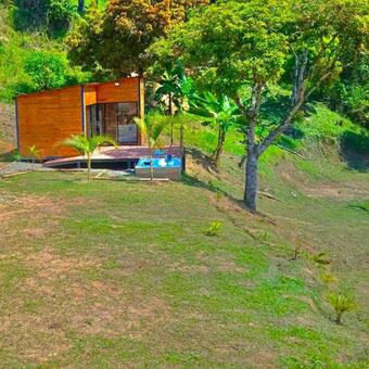 Bed & Breakfast Caba�a Palmas Eb�jico