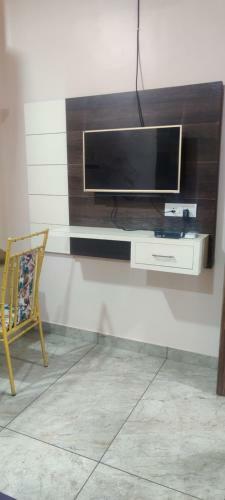 Aashirwad Hotel & Restaurant