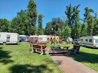 Domki I Pokoje Pod Czarnym Bocianem