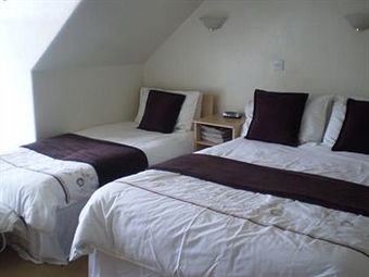 Hostal Turas-mara Guesthouse