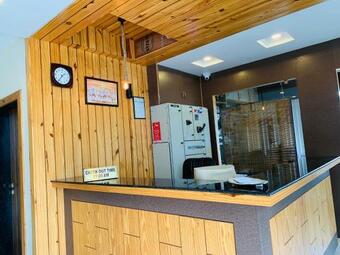 Hotel New Golden Veena - Talhati Pond