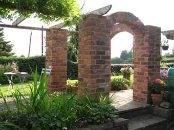 Bed & Breakfast Trough Ivy House