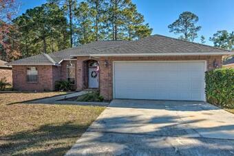 Private Gulf Breeze Gem With Easy Shore Access!