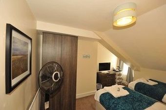 Hostal Gail's Guest House