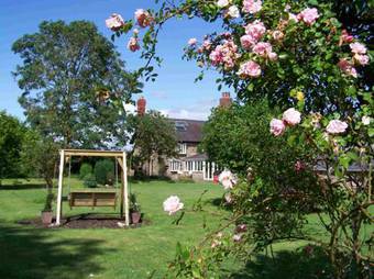 Hostal Broncoed Uchaf Country Guest House