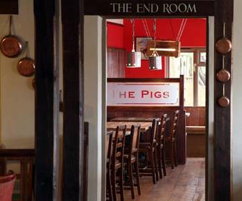 Bed & Breakfast The Pigs