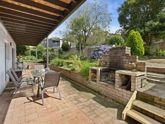 Tranquil Waterside Haven On The Shores Of St Georges Basin